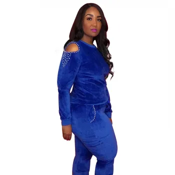 Autumn Winter Beading Women 2Pcs Sets Solid Color Ladies Sports Tracksuit Sexy Cold Shouder Tops +Long Pants Set Casual Suit
Autumn Winter Beading Women 2Pcs Sets Solid Color Ladies Sports Tracksuit Sexy Cold Shouder Tops +Long Pants Set Casual Suit