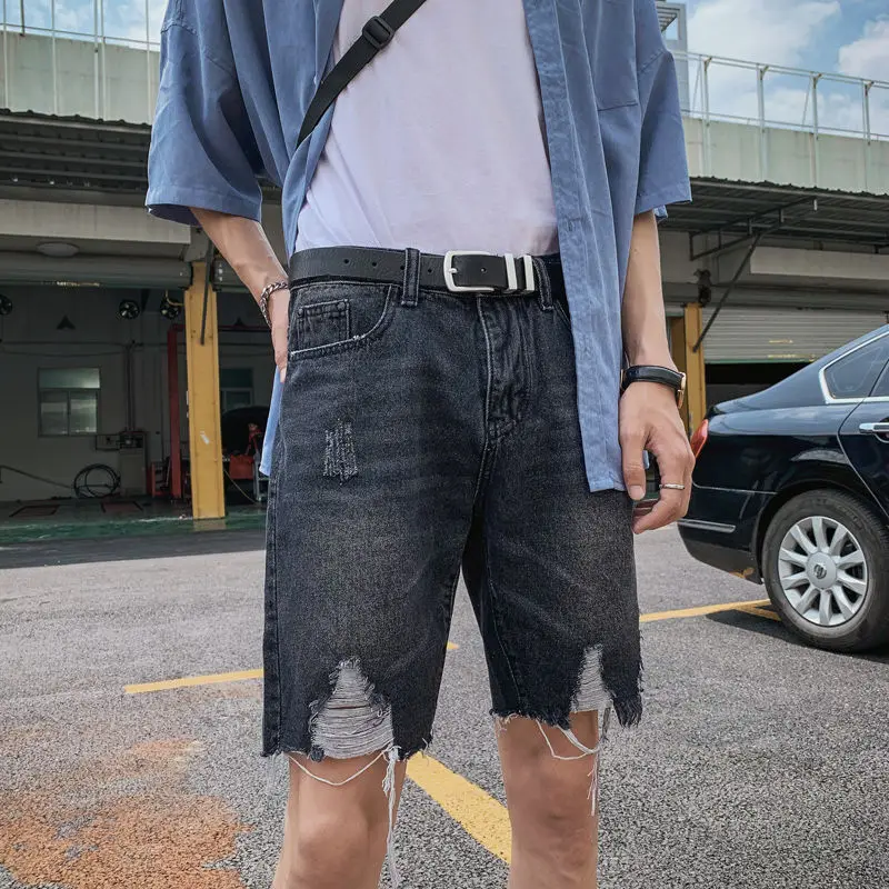 2020 Summer New Men's Solid Color Hole Denim Shorts Fashion Casual Loose Large Size Five-point Pants Blue / Black 28-36
2020 Summer New Men's Solid Color Hole Denim Shorts Fashion Casual Loose Large Size Five-point Pants Blue / Black 28-36