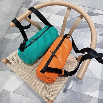 Classic Texture Unisex Sports Crossbody Bags Creative Delicate Design Chic Simple Nylon Cylinder Casual Outdoor Shoulder Bags
Classic Texture Unisex Sports Crossbody Bags Creative Delicate Design Chic Simple Nylon Cylinder Casual Outdoor Shoulder Bags