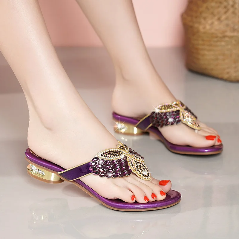 Sandalia Feminina Sandals Fashion Women Sandals Crystal Anti slip Square Low Heel Comfortable
Sandalia Feminina Sandals Fashion Women Sandals Crystal Anti slip Square Low Heel Comfortable