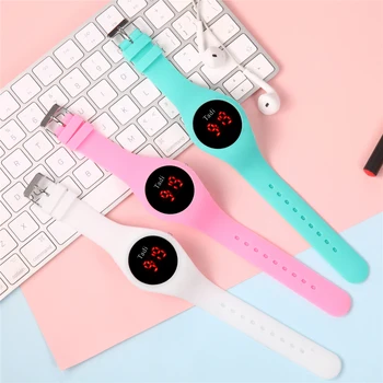 Summer Style Women Silicone Band LED Electronic Watches Luxury Top Brand Candy Colors Ladies Digital Wristwatch Relogio Feminino 
Summer Style Women Silicone Band LED Electronic Watches Luxury Top Brand Candy Colors Ladies Digital Wristwatch Relogio Feminino