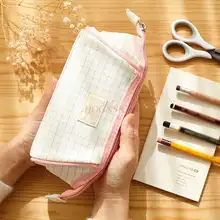 Pencil Bag Simple Canvas Large Capacity Student Pencil Box Small Fresh Cute Girl Heart Stationery Box Stationery Bag
Pencil Bag Simple Canvas Large Capacity Student Pencil Box Small Fresh Cute Girl Heart Stationery Box Stationery Bag