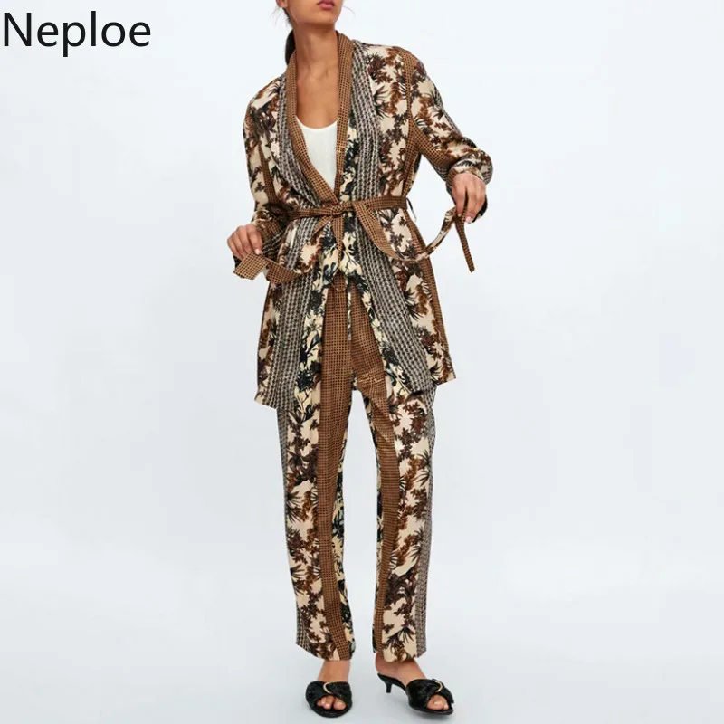 Neploe Autumn Occident Contrast Color Women Sets V Neck Lace Up Shirt + High Waist Casual Pant Print Conjuntos De Mujer 46211
Neploe Autumn Occident Contrast Color Women Sets V Neck Lace Up Shirt + High Waist Casual Pant Print Conjuntos De Mujer 46211