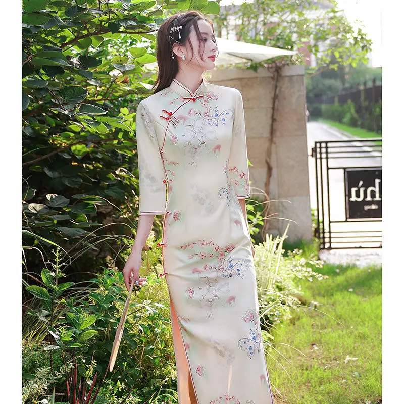 Cheongsam Summer Girl Improved Qipao Dress 2021 Noble Young Retro Style Daily Modern Vintage Cheongsam Women Dress
Cheongsam Summer Girl Improved Qipao Dress 2021 Noble Young Retro Style Daily Modern Vintage Cheongsam Women Dress