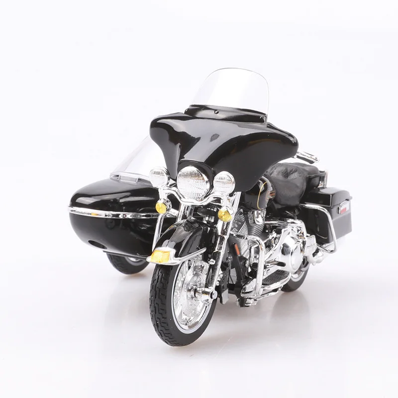 1:18 alloy diecast road king cross-counter three-wheeled motorcycle model simulation retro collection metal vehicle kids toy
1:18 alloy diecast road king cross-counter three-wheeled motorcycle model simulation retro collection metal vehicle kids toy