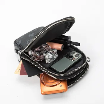 Winter New Fashion Korean Style for Both Women Mobile Phone Small Bag Printing Camera Mini Bag All-match Modern
Winter New Fashion Korean Style for Both Women Mobile Phone Small Bag Printing Camera Mini Bag All-match Modern