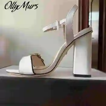 White Chunky Heel Sandals Designer Shoes Women Luxury Sandals 2020 Platform Chunky Heel Sandal
White Chunky Heel Sandals Designer Shoes Women Luxury Sandals 2020 Platform Chunky Heel Sandal