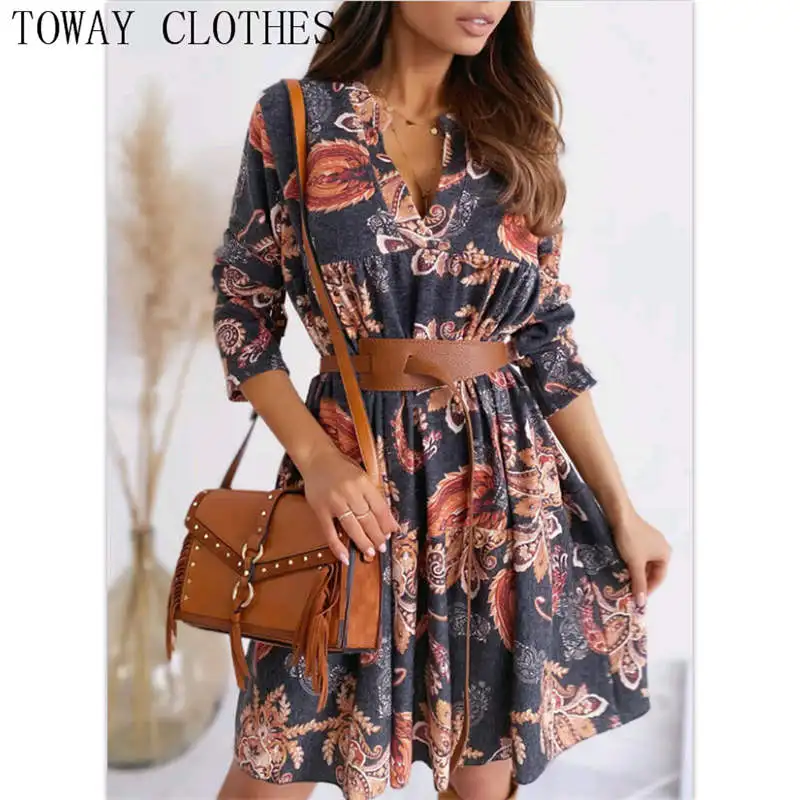 

Women All Over Print Ruched Half Sleeve Dress V Neck Flared Chic Floral Print Mini Dress