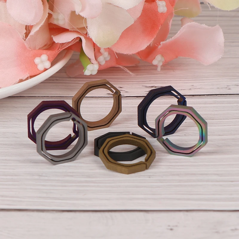 1PC Titanium Alloy TC4 Key Chain Ring Handmade Buckle Keychain Men Key Holder Metal Car Octagon Key Ring 7 Colors
1PC Titanium Alloy TC4 Key Chain Ring Handmade Buckle Keychain Men Key Holder Metal Car Octagon Key Ring 7 Colors