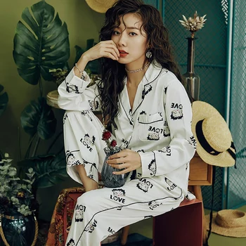 Youhottest Long Sleeves Printed Women Nature Silk Pajamas 
Youhottest Long Sleeves Printed Women Nature Silk Pajamas