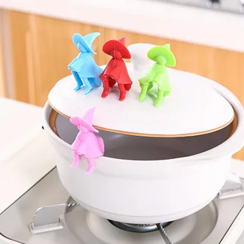 Multi-functional Silicone Small Cute Men Pot Lid Holder for Pot Cover Spill-proof Anti-overflowing Holder Stand Kitchen Gadget
Multi-functional Silicone Small Cute Men Pot Lid Holder for Pot Cover Spill-proof Anti-overflowing Holder Stand Kitchen Gadget