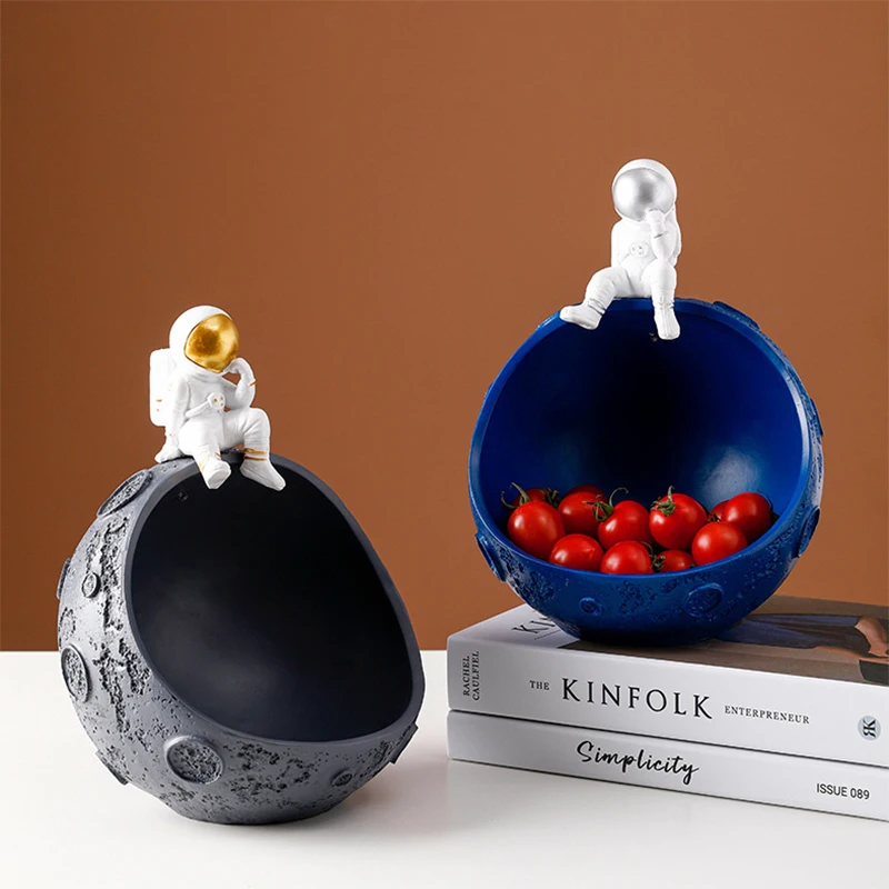 Nordic Resin Astronaut Figurines Fashion Spaceman statue artificial Cosmonaut sculpture home living room Key storage Porch decor
Nordic Resin Astronaut Figurines Fashion Spaceman statue artificial Cosmonaut sculpture home living room Key storage Porch decor