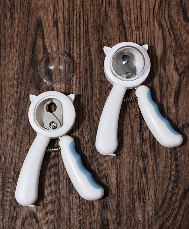 Splash-Proof Pet Nail Clipper with Built-in File for Cats & Dogs