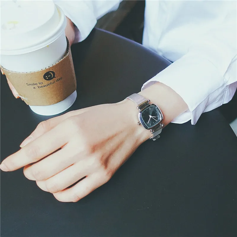 Female Students Watch Korean-style Simple Trend Ulzzang Retro Small Mini Versatile Hipster Literature And Art Mori Girl
Female Students Watch Korean-style Simple Trend Ulzzang Retro Small Mini Versatile Hipster Literature And Art Mori Girl