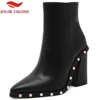 Fashion Footwear 2020 Women Shoes Woman Hoof High Heels Rivets Spring Top Quality Brand Design Ankle Boots Female 
Fashion Footwear 2020 Women Shoes Woman Hoof High Heels Rivets Spring Top Quality Brand Design Ankle Boots Female