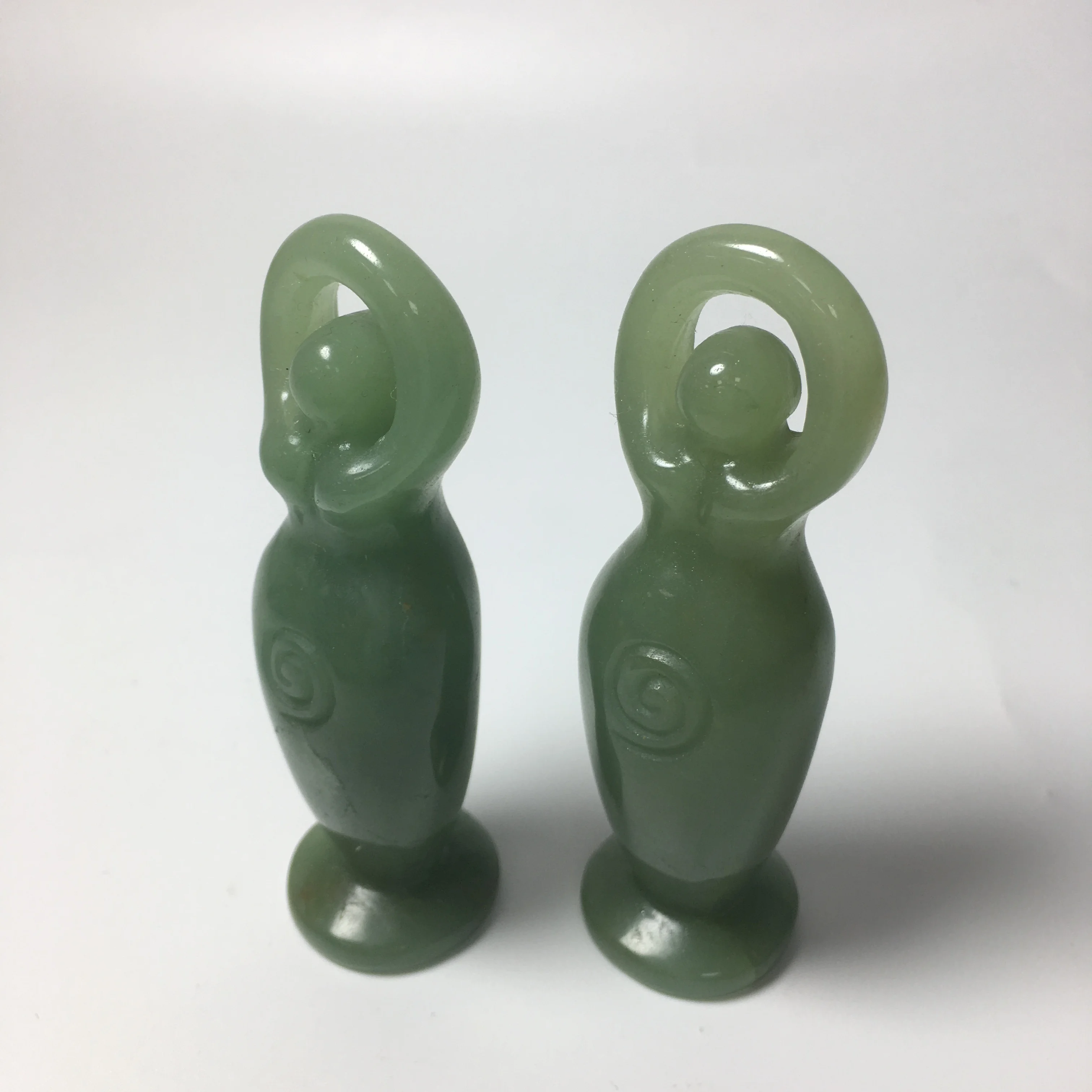 Z Natural Aventurine Crystal Hand Carved Angel Goddess Statue Figurine Wand Point Wicca Healing
Z Natural Aventurine Crystal Hand Carved Angel Goddess Statue Figurine Wand Point Wicca Healing