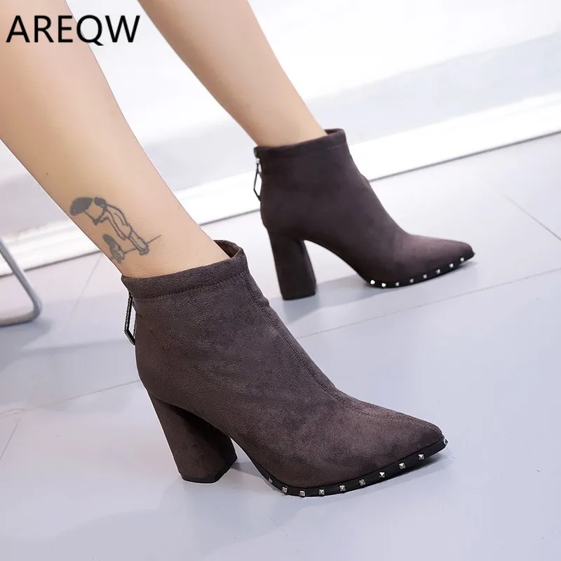 Fashion Sexy Women Boots Short Boots Martin Boots Ankle 2019 Autumn New Pointed Elegant Casual Shoes Woman Non-slip
Fashion Sexy Women Boots Short Boots Martin Boots Ankle 2019 Autumn New Pointed Elegant Casual Shoes Woman Non-slip