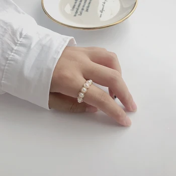 Fashion Jewlery Metal Golden Plating Ring Hot Selling Delicate Design Round White Simulated Pearl Ring For Female Women Jewelry
Fashion Jewlery Metal Golden Plating Ring Hot Selling Delicate Design Round White Simulated Pearl Ring For Female Women Jewelry