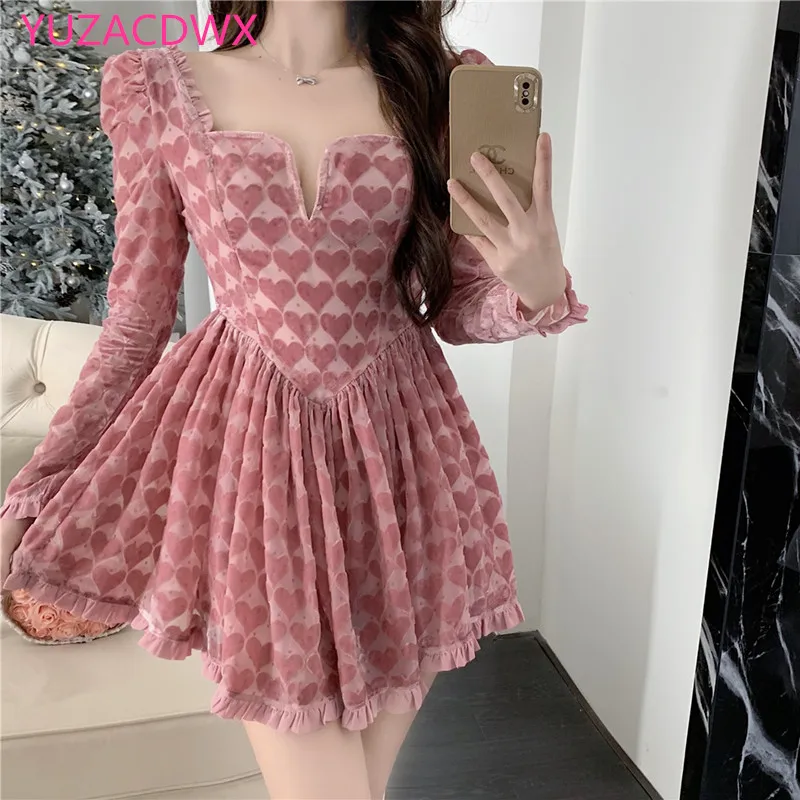 French Style Velvet Love Dress Women Square Collar Backless Sweet Long Sleeve Korean Chic Ladies Sexy Dresses Fashion
French Style Velvet Love Dress Women Square Collar Backless Sweet Long Sleeve Korean Chic Ladies Sexy Dresses Fashion