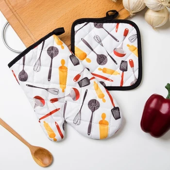 Kitchen. set 2 ave. Dolyana "Ladle", potholder 16 * 16 cm, mitten 25 * 16 cm, polyester 100% 3840624
Kitchen. set 2 ave. Dolyana "Ladle", potholder 16 * 16 cm, mitten 25 * 16 cm, polyester 100% 3840624