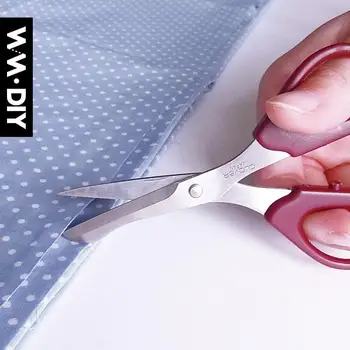Scissors for fabric 115mm Clover 36-669 oval, pointed scissors imported from Japan patchwork tools
Scissors for fabric 115mm Clover 36-669 oval, pointed scissors imported from Japan patchwork tools
