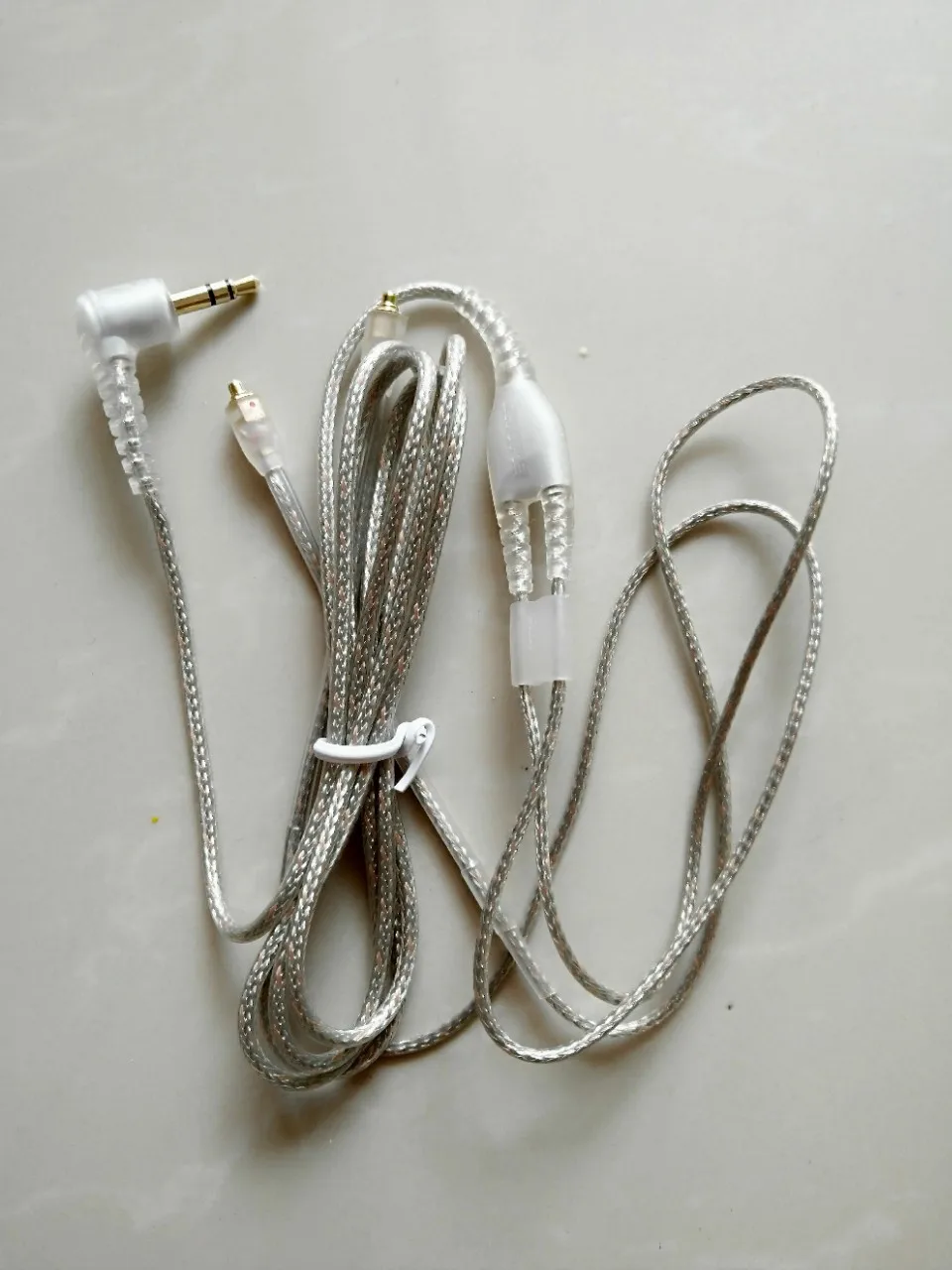 Headphone repair cord with code for high quality transparent headphone cord for Shure SE215 535
Headphone repair cord with code for high quality transparent headphone cord for Shure SE215 535