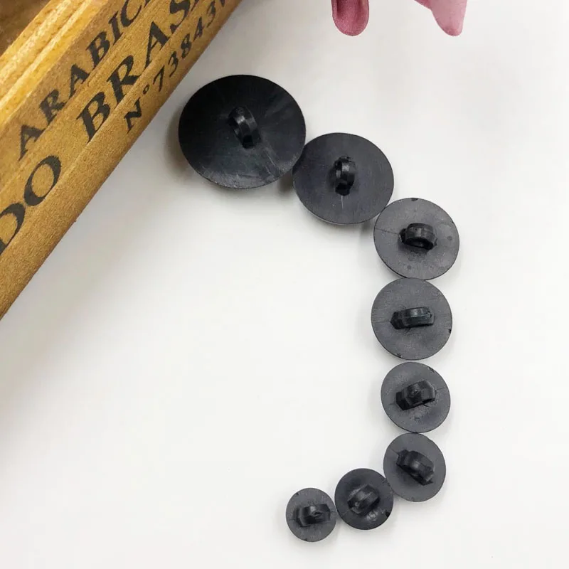 50pcs Black Buttons Plastic For Scrapbooking Half-Pearl Shank Buttons Animal Eyes For Toys DIY Hand Clothing Sewing PT260
50pcs Black Buttons Plastic For Scrapbooking Half-Pearl Shank Buttons Animal Eyes For Toys DIY Hand Clothing Sewing PT260