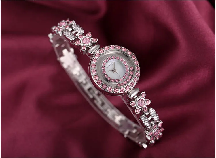 2020 New Top Brand Fashion Luxury Crystal Rhinestone Ladies Watch Stainless Steel Dial Waterproof Quartz Ladies Bracelet Watch 
2020 New Top Brand Fashion Luxury Crystal Rhinestone Ladies Watch Stainless Steel Dial Waterproof Quartz Ladies Bracelet Watch
