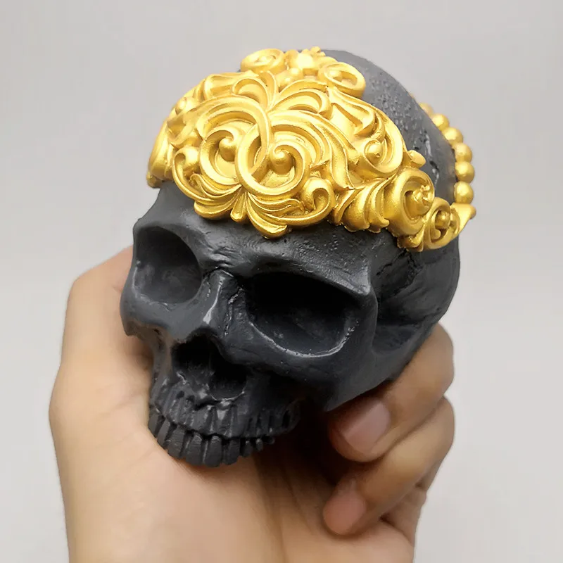 

3d queen skull silicone mold is suitable for producing candle resin plaster baking tools sugar icing chocolate cake food mold