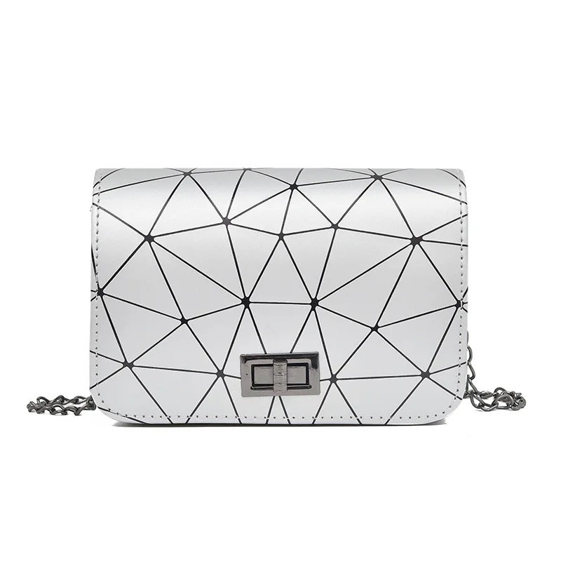 New style rhombic deformation geometry of fine chain zipper pouch sequins diagonal bao bao bag handbags
New style rhombic deformation geometry of fine chain zipper pouch sequins diagonal bao bao bag handbags