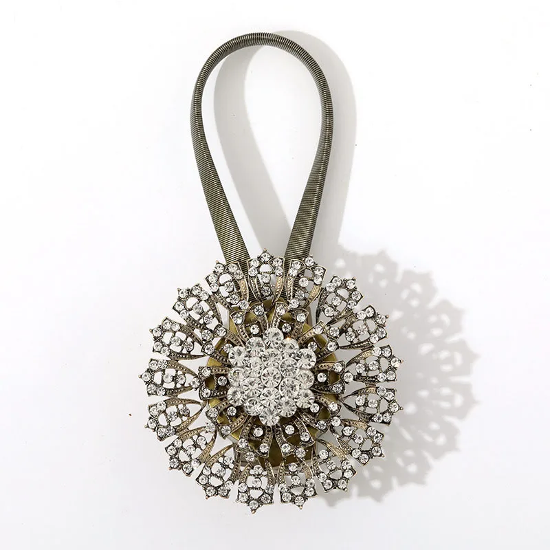 15574385772_639681870