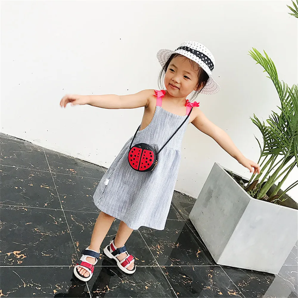 Mini Shoulder Messenger Bag Cute Children Girl Bags Bee Ladybug Snails Baby Girls Crossbody Wallet PU carry Bag Gifts For Kids
Mini Shoulder Messenger Bag Cute Children Girl Bags Bee Ladybug Snails Baby Girls Crossbody Wallet PU carry Bag Gifts For Kids