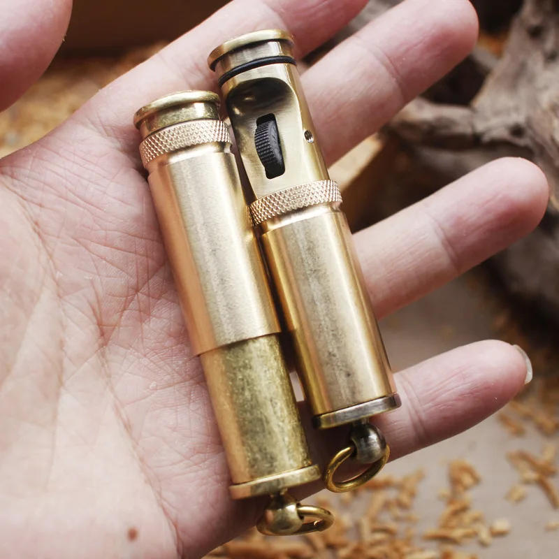 Retro Grinding Wheel Torch Lighter Brass Free Fire Flint Kerosene Oil Pipe Lighter Cigarette Gasoline Windproof Gadgets For Men
Retro Grinding Wheel Torch Lighter Brass Free Fire Flint Kerosene Oil Pipe Lighter Cigarette Gasoline Windproof Gadgets For Men