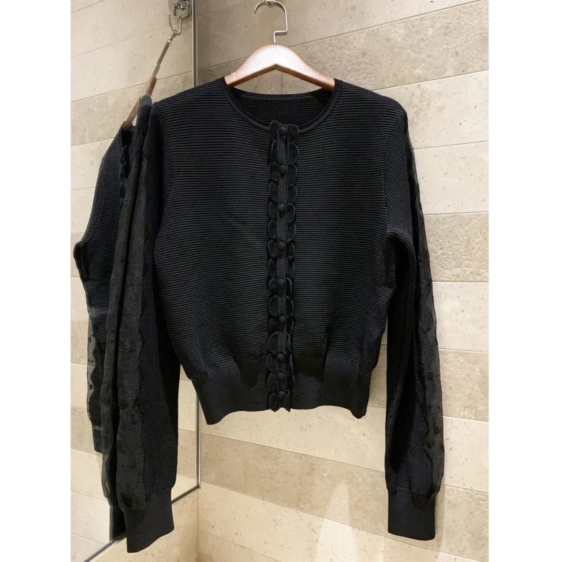 Openwork mesh stitching petal sleeves slim slimming cardigan 2019 autumn high quality women's round neck cardigan knit cardigan
Openwork mesh stitching petal sleeves slim slimming cardigan 2019 autumn high quality women's round neck cardigan knit cardigan