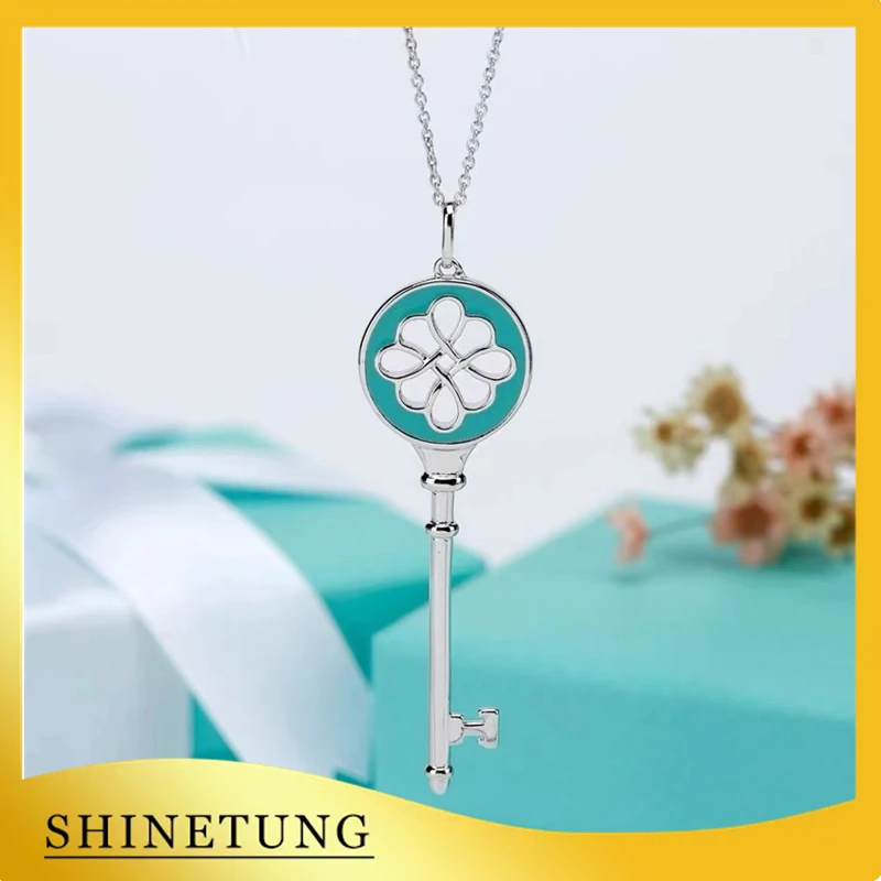 1: 1 Original Model S925 Sterling Silver Necklace Classic Fashion Key Pendant Necklace Ladies LOGO Jewelry Birthday Gift
1: 1 Original Model S925 Sterling Silver Necklace Classic Fashion Key Pendant Necklace Ladies LOGO Jewelry Birthday Gift