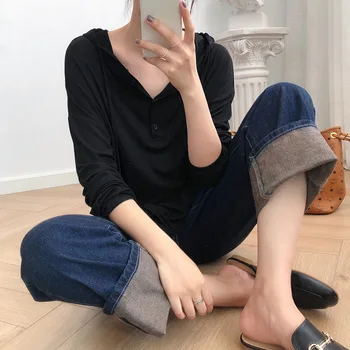 2020 new item pure cotton round neck long sleeve hooded solid color T-shirt women gray
2020 new item pure cotton round neck long sleeve hooded solid color T-shirt women gray