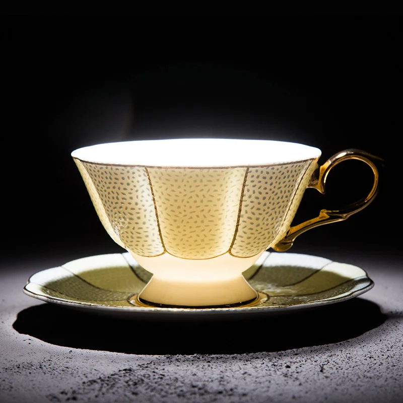 Fun Frevent European Luxury Ceramic Cup and Saucer Set Modern Design Bone China with Phnom Penh C Cup and Saucer Sets Kitchen
Fun Frevent European Luxury Ceramic Cup and Saucer Set Modern Design Bone China with Phnom Penh C Cup and Saucer Sets Kitchen