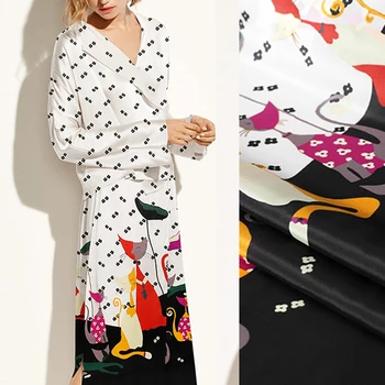 110*142CM 17MM Cartoon Cats Print White Silk Crepe De Chine Fabric for Summer Dress Blouse Skirt Shirt Pants Scarf E1272 
110*142CM 17MM Cartoon Cats Print White Silk Crepe De Chine Fabric for Summer Dress Blouse Skirt Shirt Pants Scarf E1272
