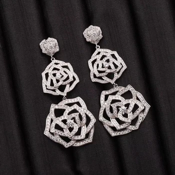 Brand Pure silver color Jewelry For Women 3 Flower Earrings Rose Earrings Hollow Out Rose Design Wedding Party Earrings
Brand Pure silver color Jewelry For Women 3 Flower Earrings Rose Earrings Hollow Out Rose Design Wedding Party Earrings