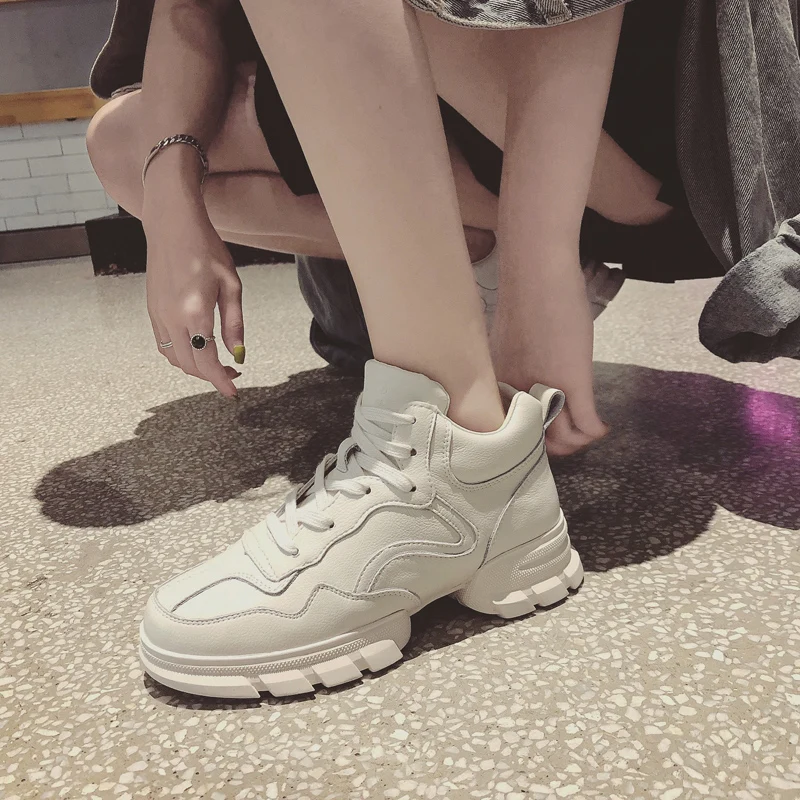 Running shoes INS Ulzza Harajuku 2019 Height Platform high-end Korean version of wild sports shoes zapatos de mujer M2-86
Running shoes INS Ulzza Harajuku 2019 Height Platform high-end Korean version of wild sports shoes zapatos de mujer M2-86