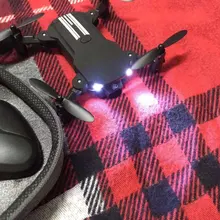 Zumbido Abejón UAV RC Drone Cuadricóptero con HD WiFi Cámara FPV Avione no tripulados Fotografía Aérea Helicóptero plegable Luz LED Quadrocopter Dron de alta calidad Caliente en Europa Global Toys Tomar fotografías