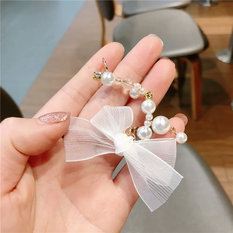 1 Pcs Korea Style Jewelry Accessories Silver Needle Fairy Imitated Pearl Big Bow Clip Earrings for Fashion Girl Women
1 Pcs Korea Style Jewelry Accessories Silver Needle Fairy Imitated Pearl Big Bow Clip Earrings for Fashion Girl Women