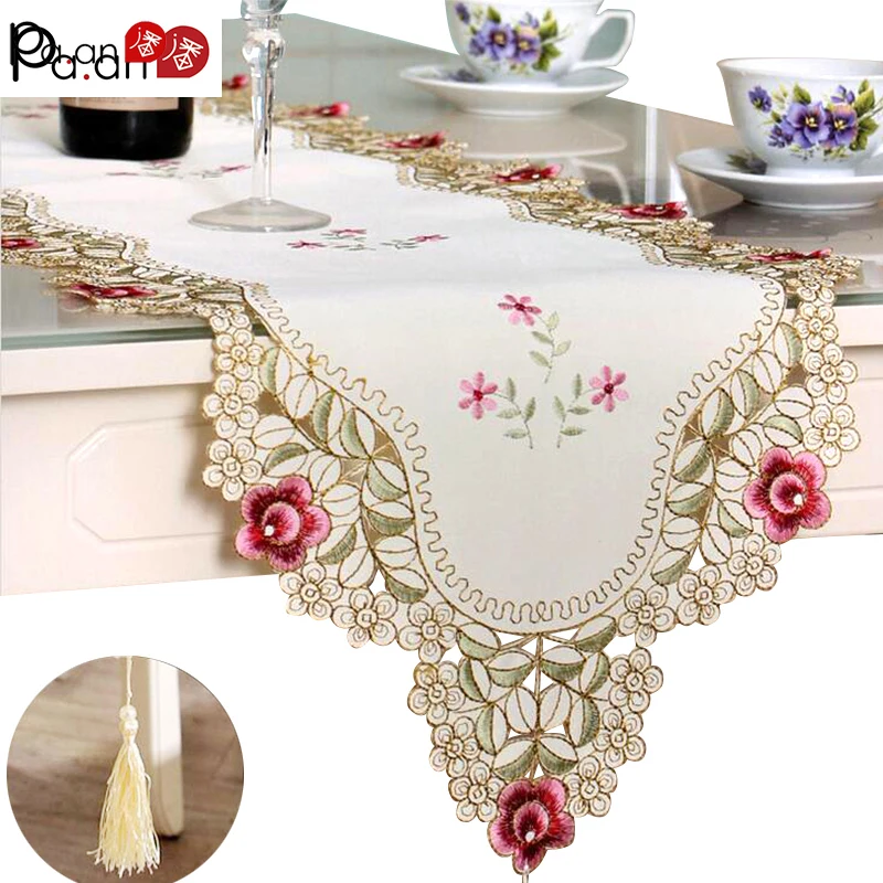 Pastoral Table Runner Embroidered Flower Leaves Hollow Polyester Table Covers Dustproof Table Decor for Home Party Wedding Pa.an
Pastoral Table Runner Embroidered Flower Leaves Hollow Polyester Table Covers Dustproof Table Decor for Home Party Wedding Pa.an