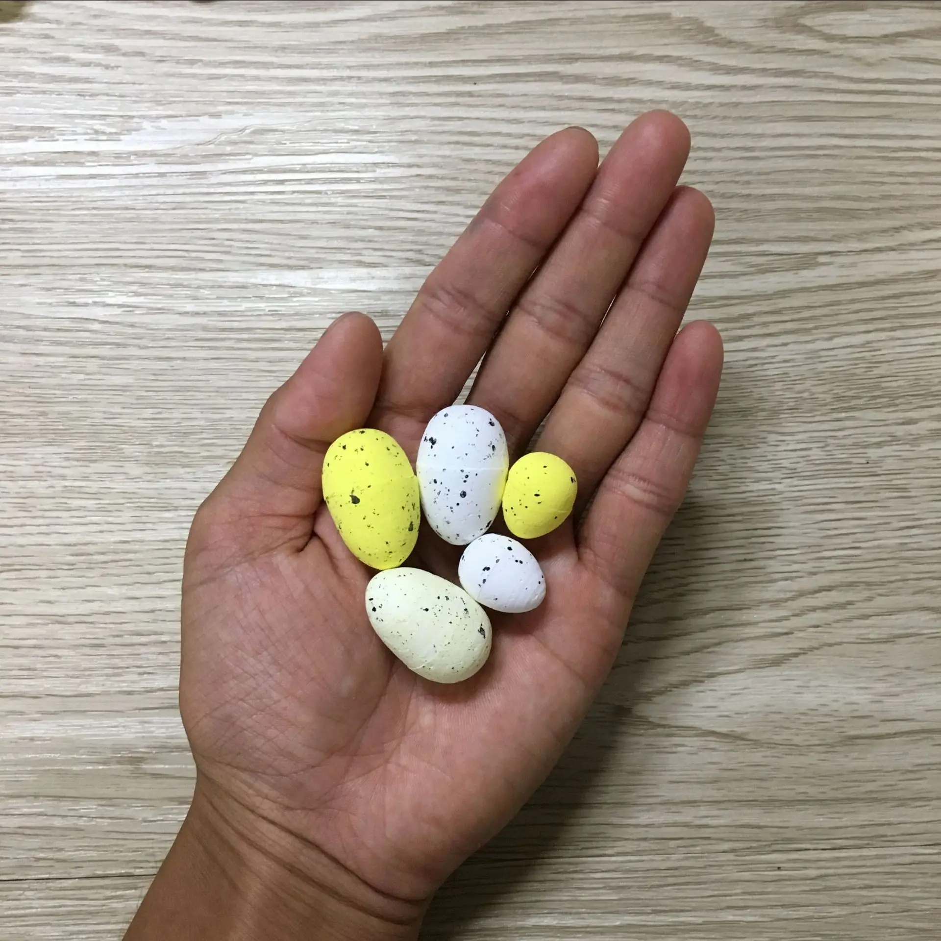 10pcs/20pcs Multicolor Easter Decoration Eggs Simulation Bird Egg Foam Mini Fake Artificial Easter Decoration Trick or Treat Mod
10pcs/20pcs Multicolor Easter Decoration Eggs Simulation Bird Egg Foam Mini Fake Artificial Easter Decoration Trick or Treat Mod