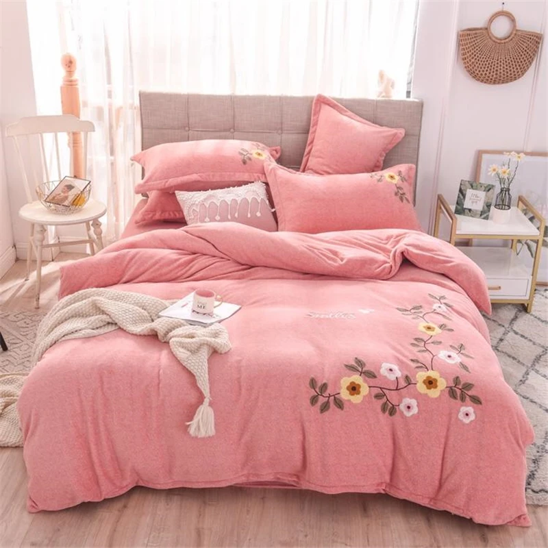 Blancstar 2019 Milk Velvet 3D Embroidery Four-piece Bed Linen Stitch Bedding Set Comforter Bedding Sets Comfort For Baby Q009
Blancstar 2019 Milk Velvet 3D Embroidery Four-piece Bed Linen Stitch Bedding Set Comforter Bedding Sets Comfort For Baby Q009
