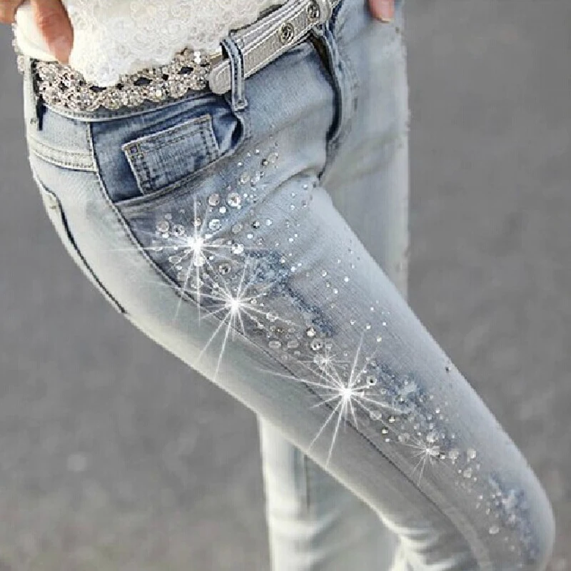 elegant women diamond drilled hole jeans woman pencil pants women Jeans Ripped denim trousers with Rhinestone Denim Pants Woman
elegant women diamond drilled hole jeans woman pencil pants women Jeans Ripped denim trousers with Rhinestone Denim Pants Woman