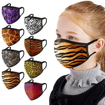10pcs Children Kids Face Covering Reusable Washable Mask Breathable Protection Mask Printed Mascarilla reutilizable cubrebocas## 
10pcs Children Kids Face Covering Reusable Washable Mask Breathable Protection Mask Printed Mascarilla reutilizable cubrebocas##
