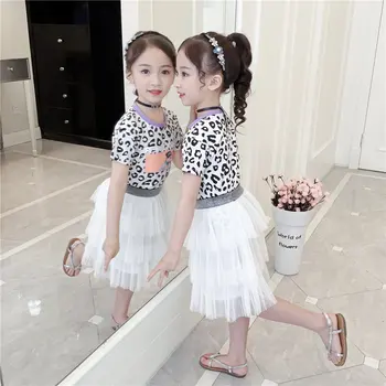 Girls Clothes Set 2020 Summer Leopard T Shirt + White Cake Skirt 2 Pieces Sets Little Kids Casual Style Cotton Clothing Suit
Girls Clothes Set 2020 Summer Leopard T Shirt + White Cake Skirt 2 Pieces Sets Little Kids Casual Style Cotton Clothing Suit