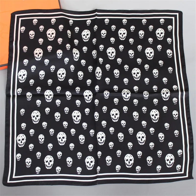 POBING 100% Pure Silk Scarf Women Skull Print Square Scarves Small Head Handkerchief Wholesale Foulards Hijab Wraps 53CM
POBING 100% Pure Silk Scarf Women Skull Print Square Scarves Small Head Handkerchief Wholesale Foulards Hijab Wraps 53CM