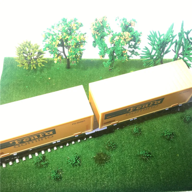 hotrain grassflock03
